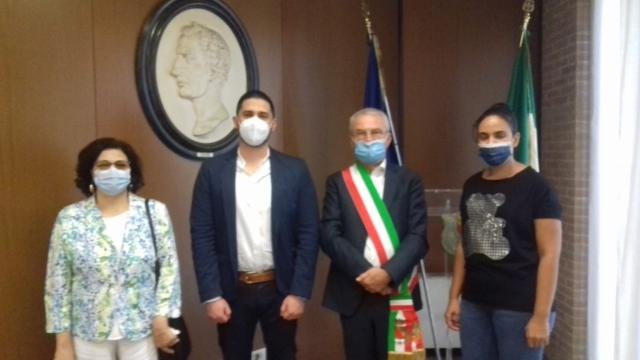 Conferimento cittadinanza italiana a stranieri residenti a Melzo